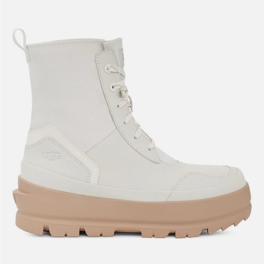 UGG® Women's ~ The Lug Boot Sneakers ~ canvas - Picture 2 of 6
